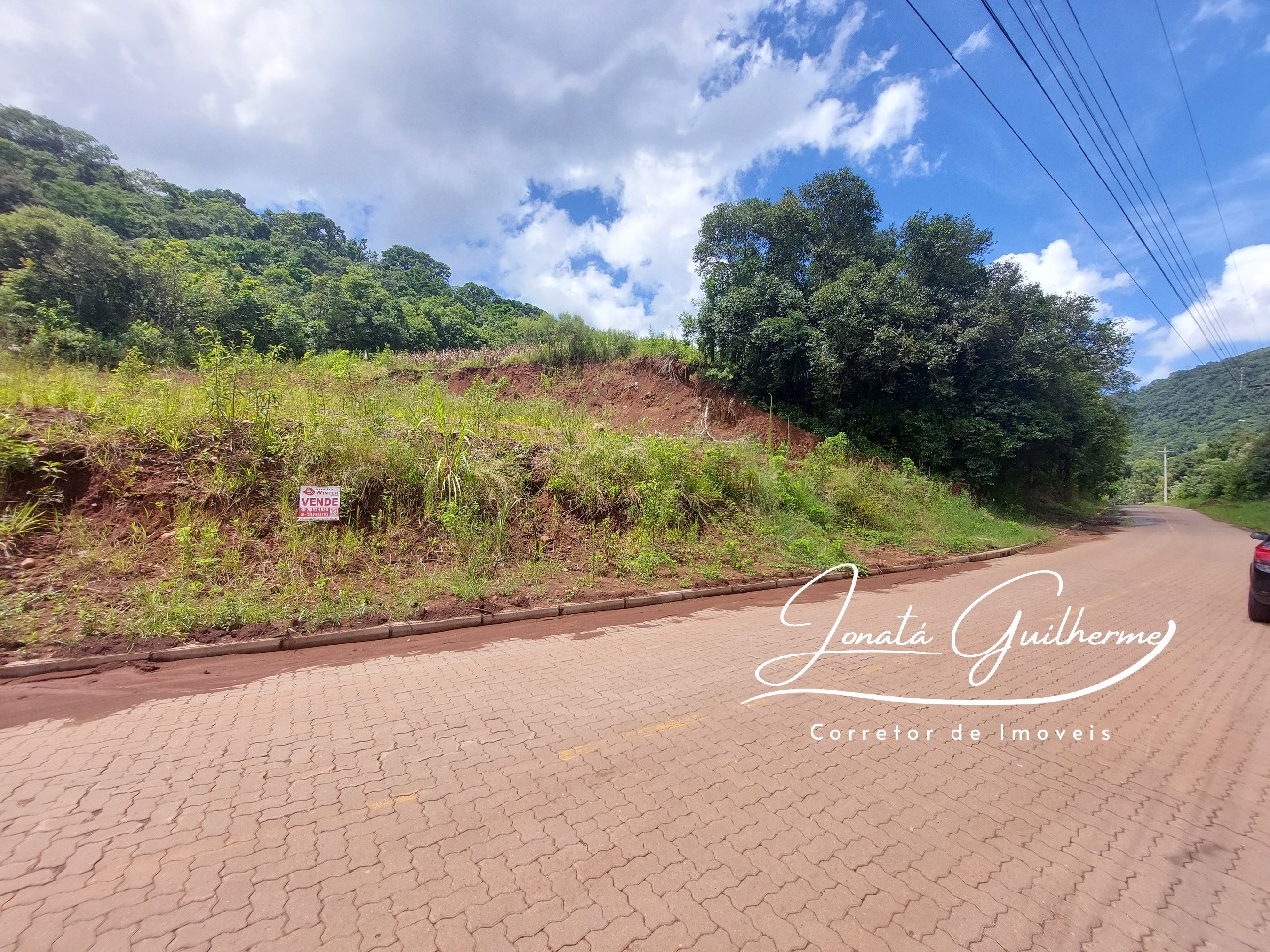 Terreno à venda no bairro Canto Krewer em Vale Real-RS 449,47m² de área