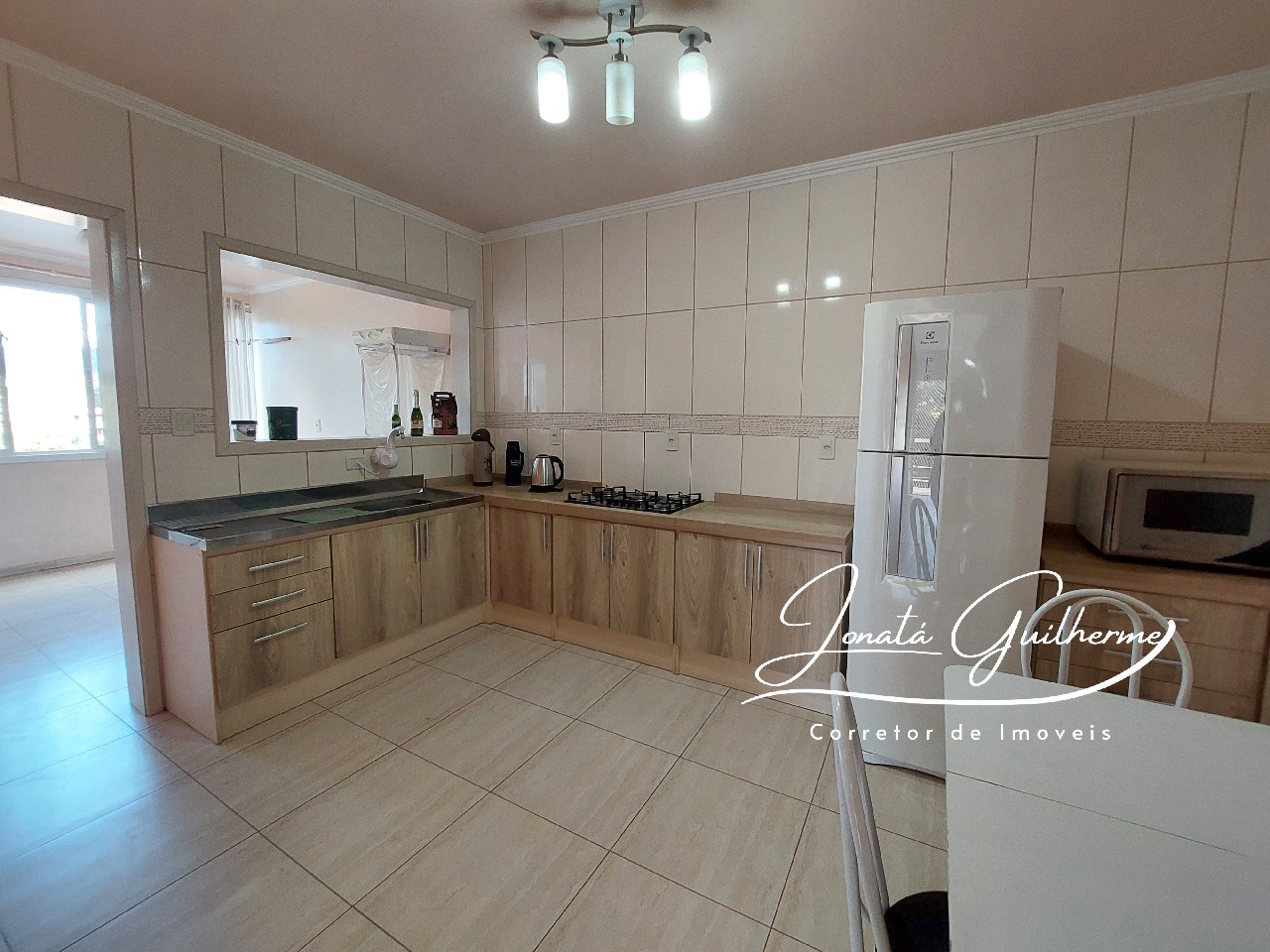 Imperdível apartamento à venda no Centro de Feliz-RS: 2 quartos, 2 salas, 1 banheiro, 1 vaga de garagem, 104,00 m²!