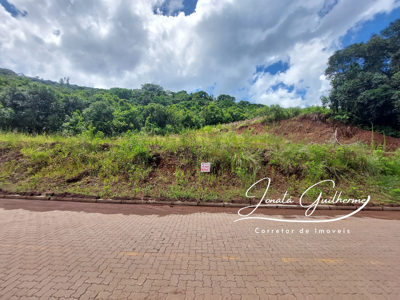 Terreno à venda no bairro Canto Krewer em Vale Real-RS 449,47m² de área