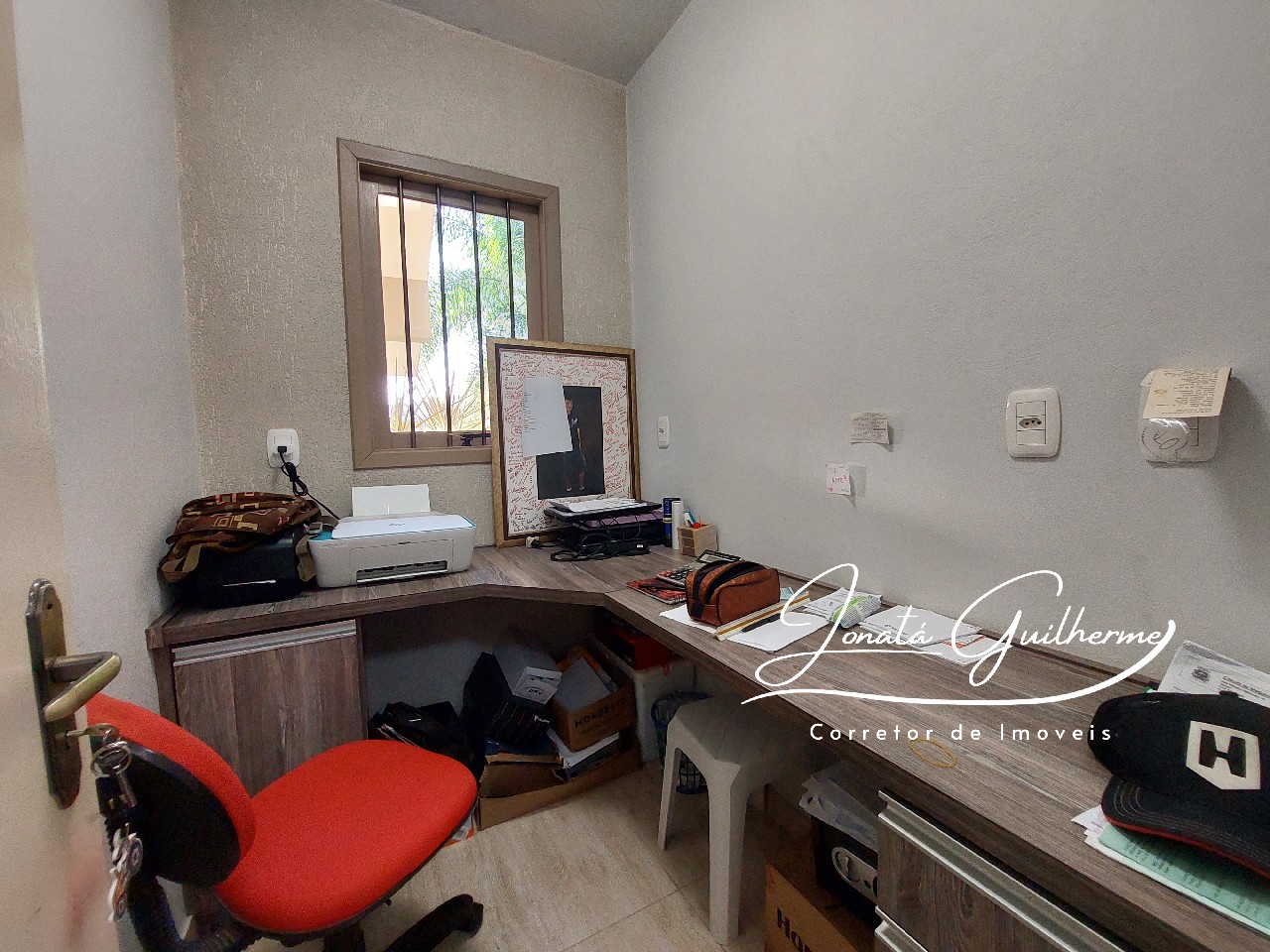 Casa à venda em Feliz-RS, bairro Matiel: 3 quartos, 1 sala, 2 banheiros, 3 vagas de garagem, 141m². Confira!