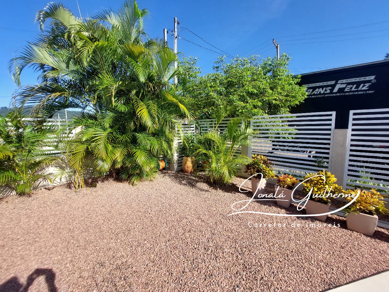 Imperdível oportunidade de investimento: Casa à venda em Feliz-RS, no bairro Arroio Feliz, com 3 quartos, 2 salas, 1 banheiro, 4 vagas de garagem e 144,57 m² de área!