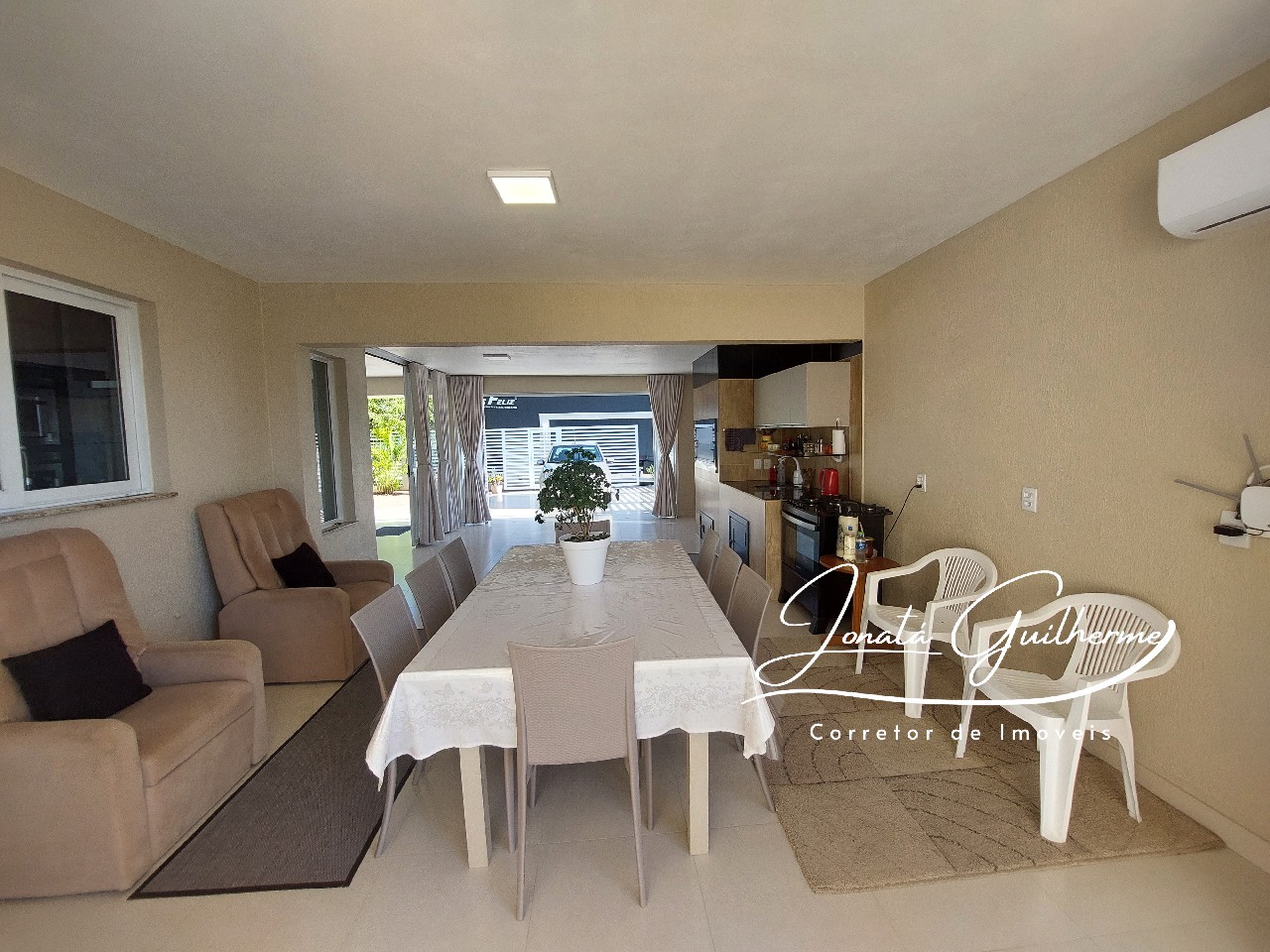 Imperdível oportunidade de investimento: Casa à venda em Feliz-RS, no bairro Arroio Feliz, com 3 quartos, 2 salas, 1 banheiro, 4 vagas de garagem e 144,57 m² de área!