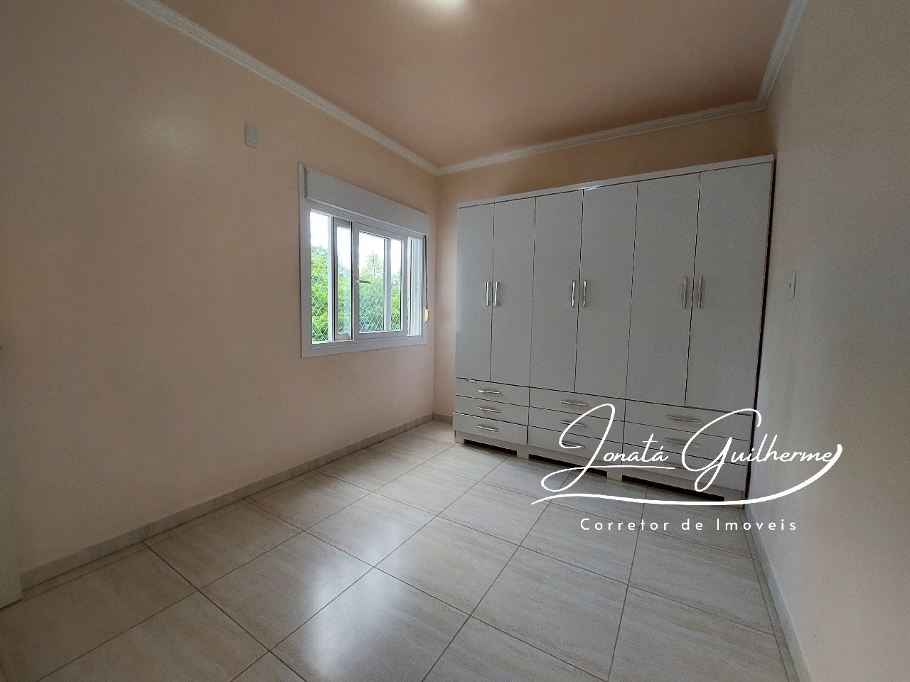 Imperdível apartamento à venda no Centro de Feliz-RS: 2 quartos, 2 salas, 1 banheiro, 1 vaga de garagem, 104,00 m²!