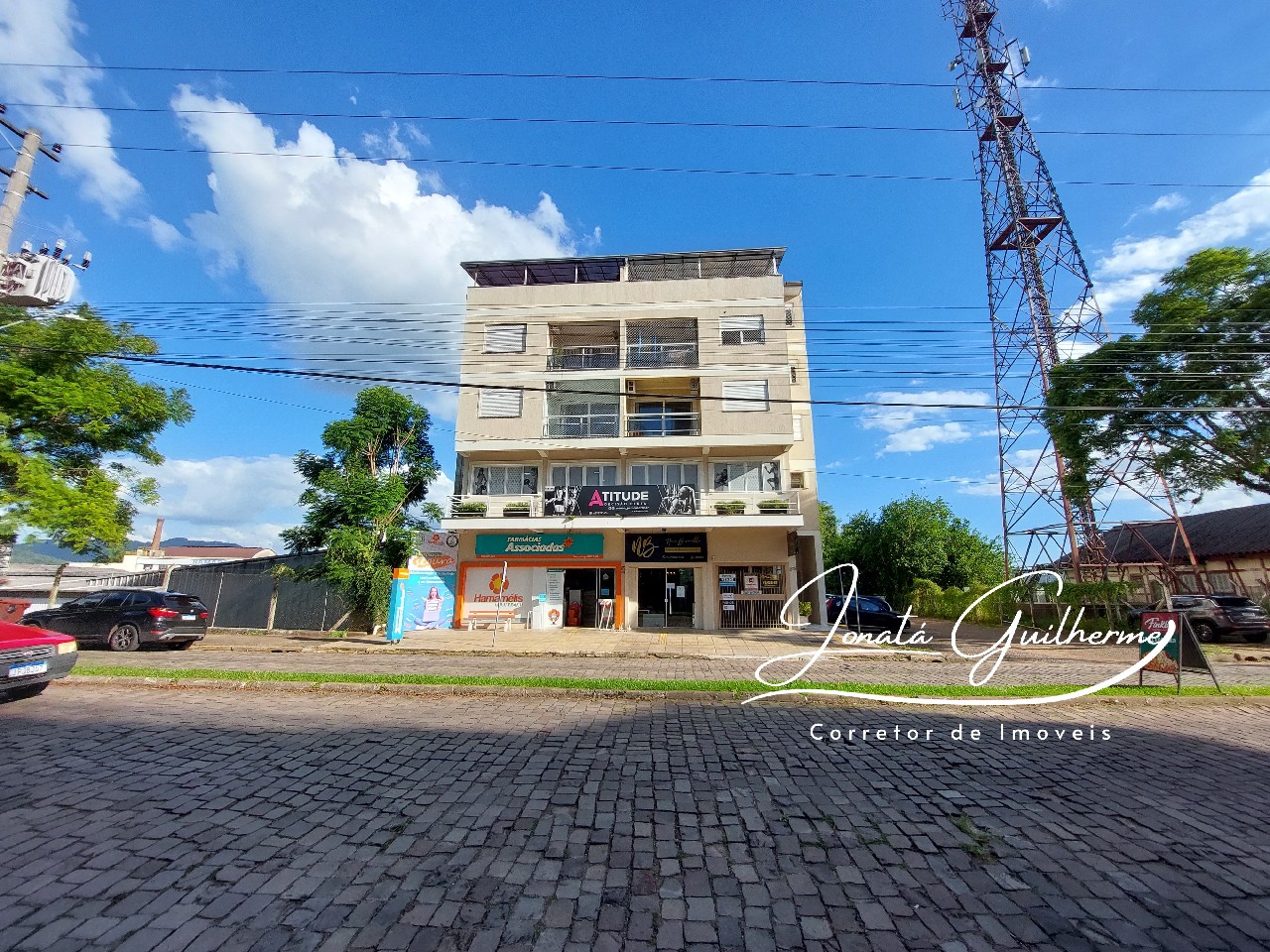 Imperdível apartamento à venda no Centro de Feliz-RS: 2 quartos, 2 salas, 1 banheiro, 1 vaga de garagem, 104,00 m²!