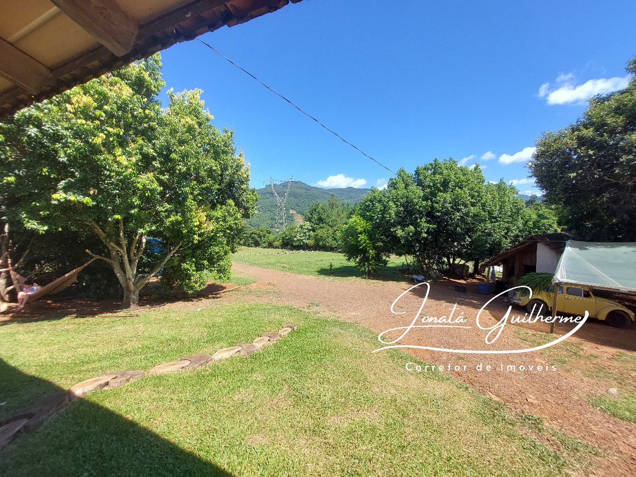 Chácara à venda em Feliz-RS, bairro Bananal: 2 quartos, 1 sala, 1 banheiro, 1 vaga, 13 hectares de área!
