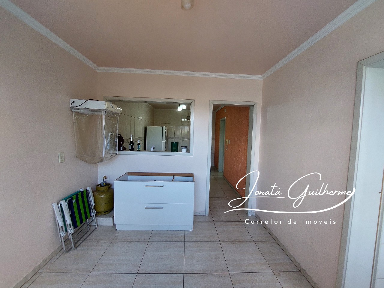 Imperdível apartamento à venda no Centro de Feliz-RS: 2 quartos, 2 salas, 1 banheiro, 1 vaga de garagem, 104,00 m²!
