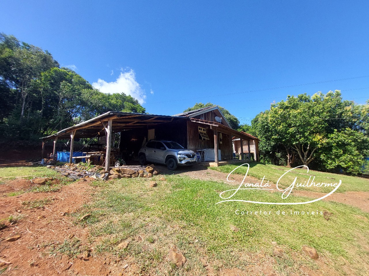 Chácara à venda em Feliz-RS, bairro Bananal: 2 quartos, 1 sala, 1 banheiro, 1 vaga, 13 hectares de área!