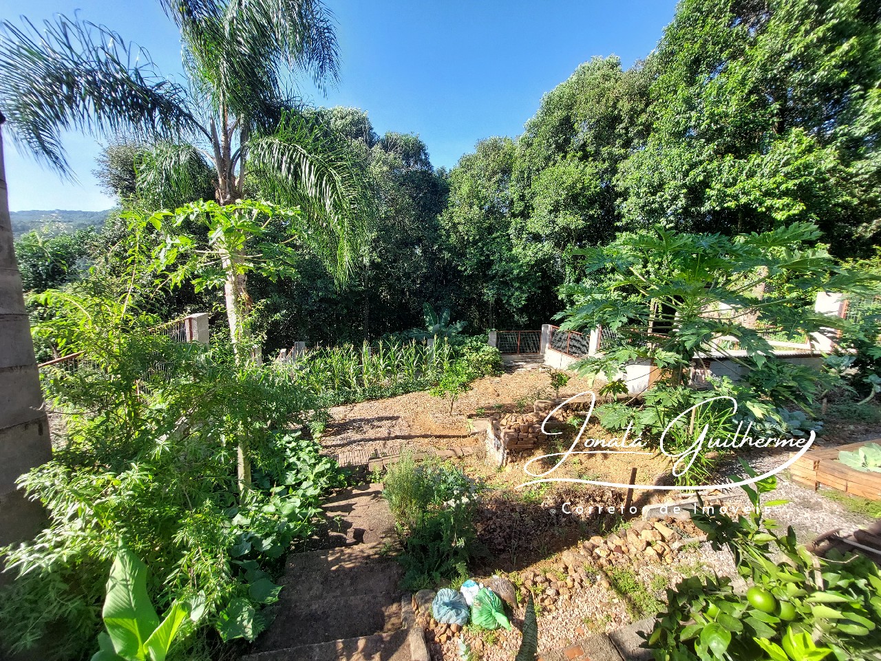 Imperdível oportunidade de investimento: Casa à venda em Feliz-RS, no bairro Arroio Feliz, com 3 quartos, 2 salas, 1 banheiro, 4 vagas de garagem e 144,57 m² de área!