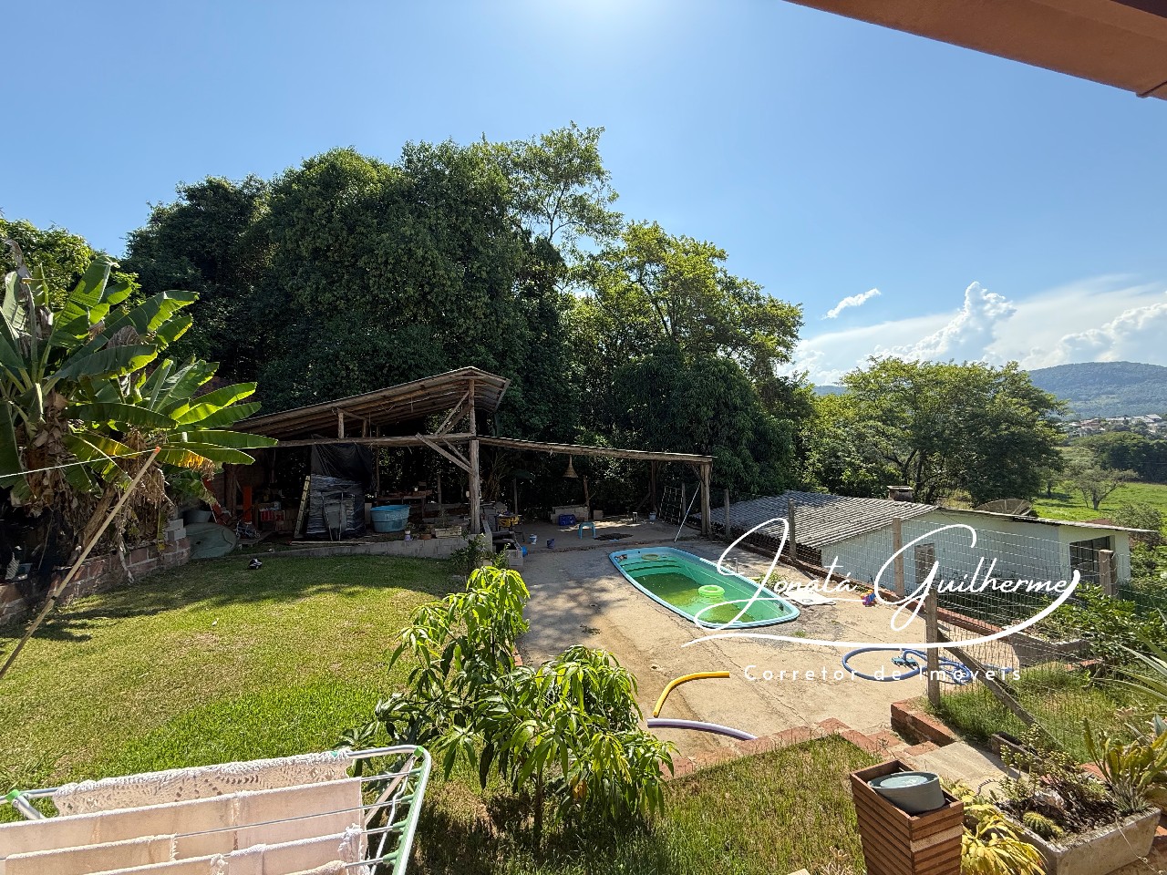 Imperdível: Casa à venda em Feliz-RS, bairro Matiel, 4 quartos, 1 sala, 2 banheiros, 1 vaga de garagem, 185,82 m² de área.