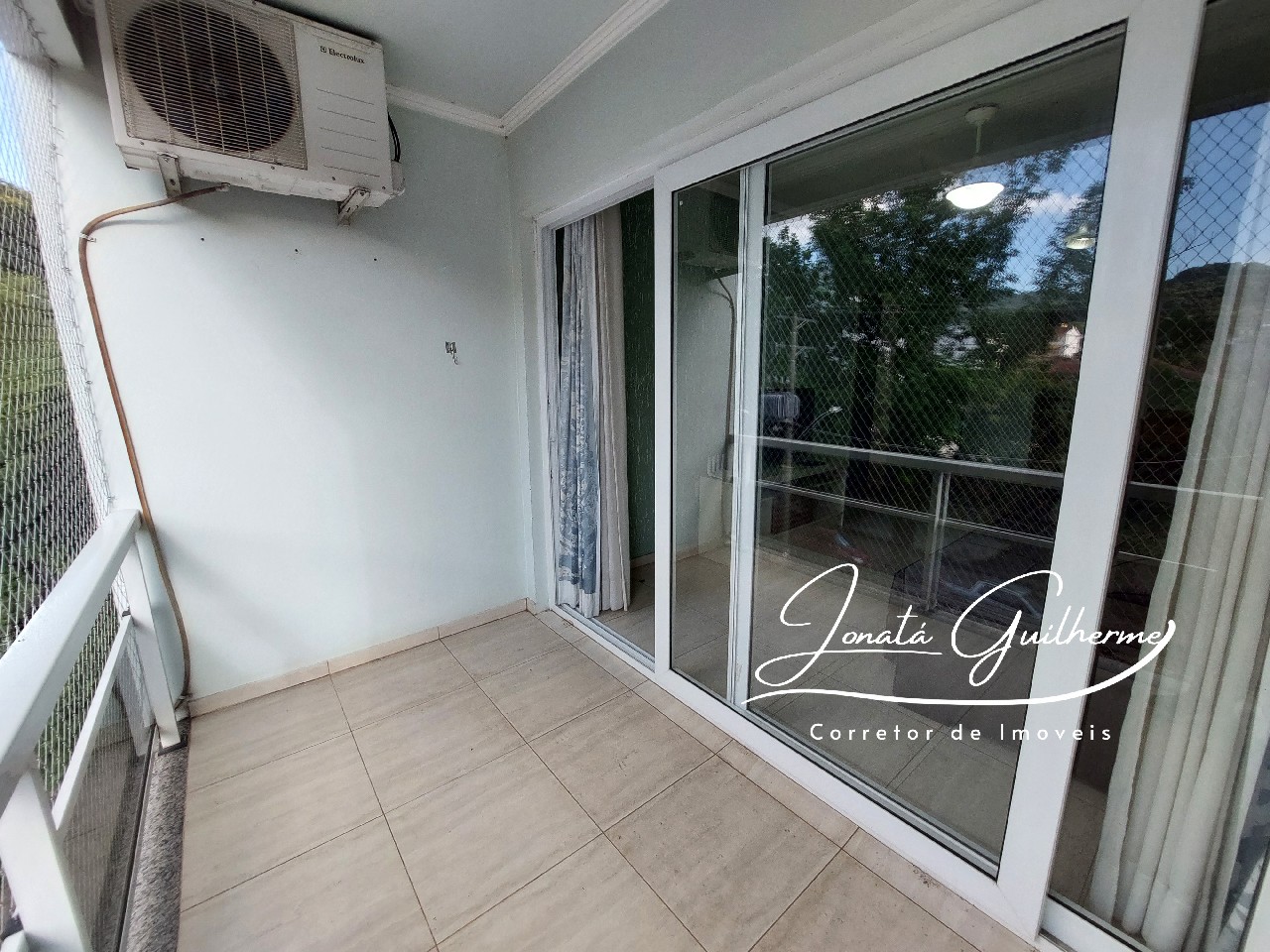 Imperdível apartamento à venda no Centro de Feliz-RS: 2 quartos, 2 salas, 1 banheiro, 1 vaga de garagem, 104,00 m²!