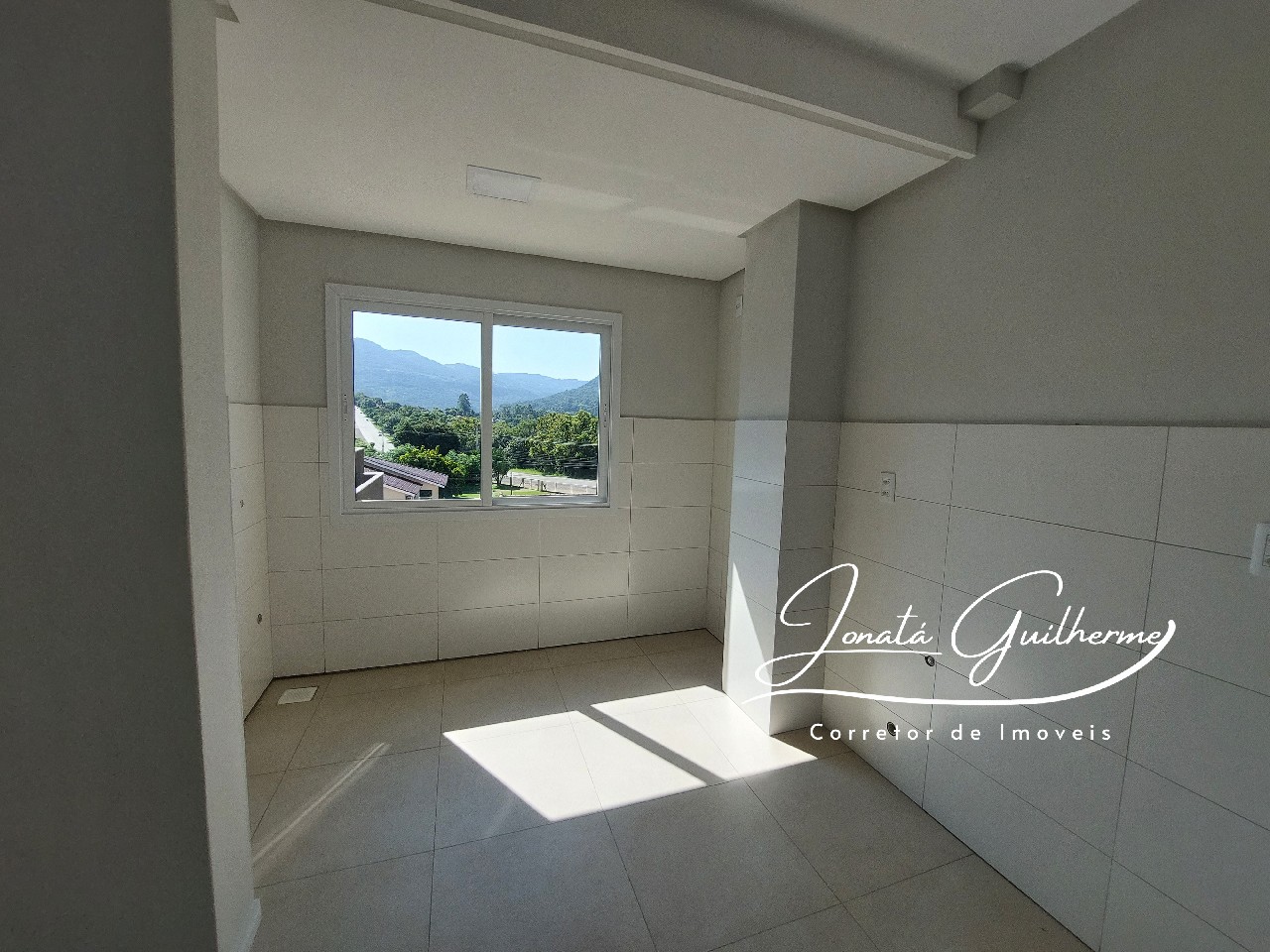 Imperdível oportunidade de adquirir apartamento no Centro de Vale Real-RS com 2 quartos, sala, banheiro e vaga de garagem!