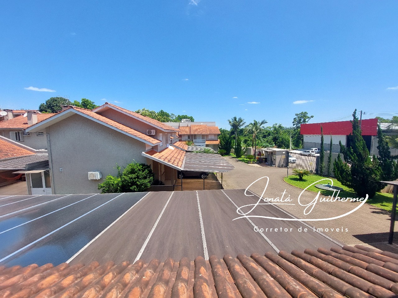 Imperdível: Casa em Condomínio no Centro de Feliz-RS, com 2 quartos, 1 sala, 2 banheiros e 77,58m².