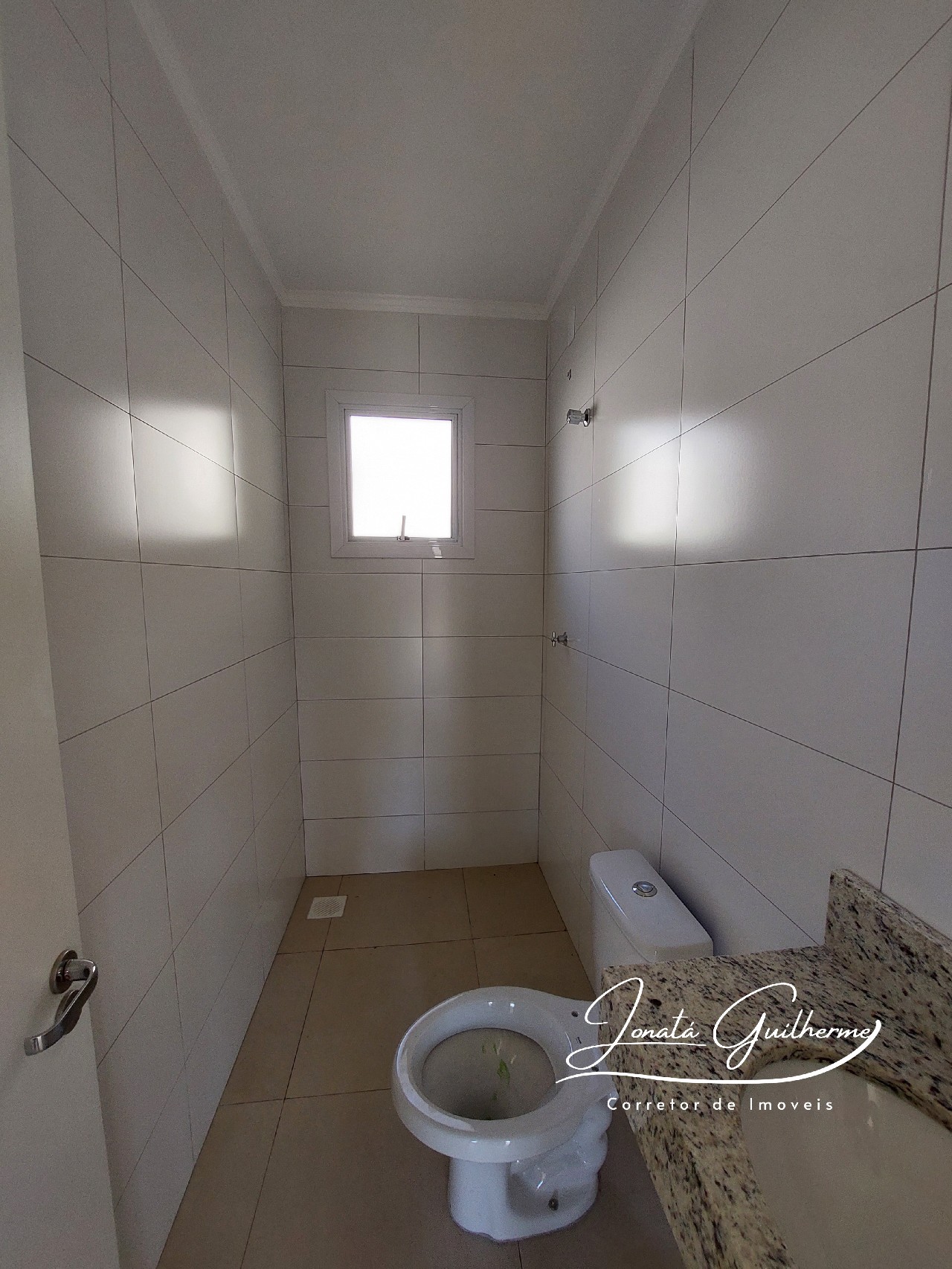 Casa em Condomínio de Alto Padrão no Centro de Vale Real-RS: 2 Quartos, 2 Salas, 1 Banheiro, 1 Vaga de Garagem, 67,56 m². - foto 6