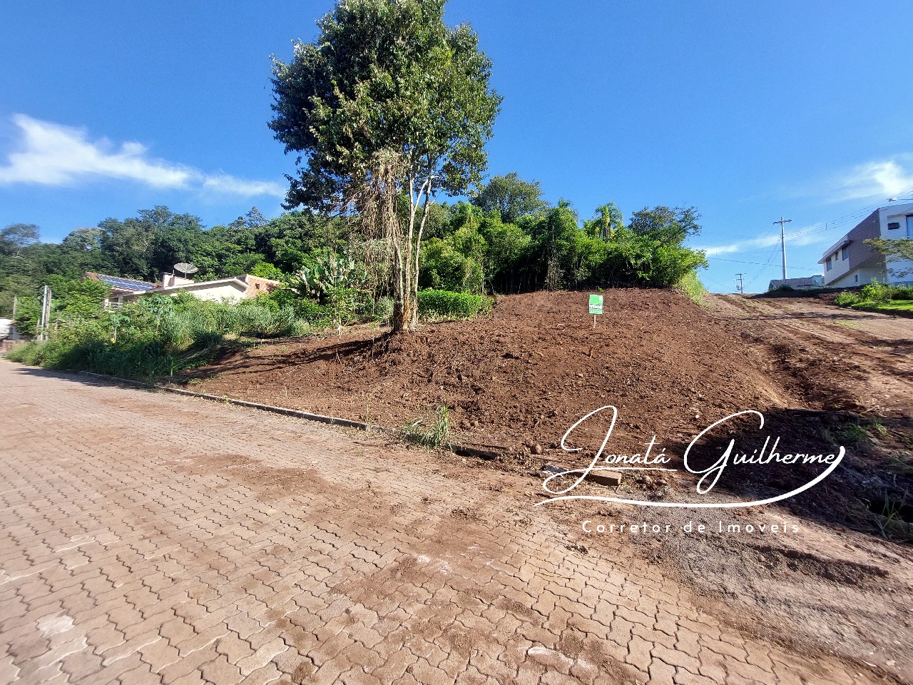 Terreno à venda em Feliz-RS, bairro Matiel, 450m² de área! Venha conferir essa oportunidade única!