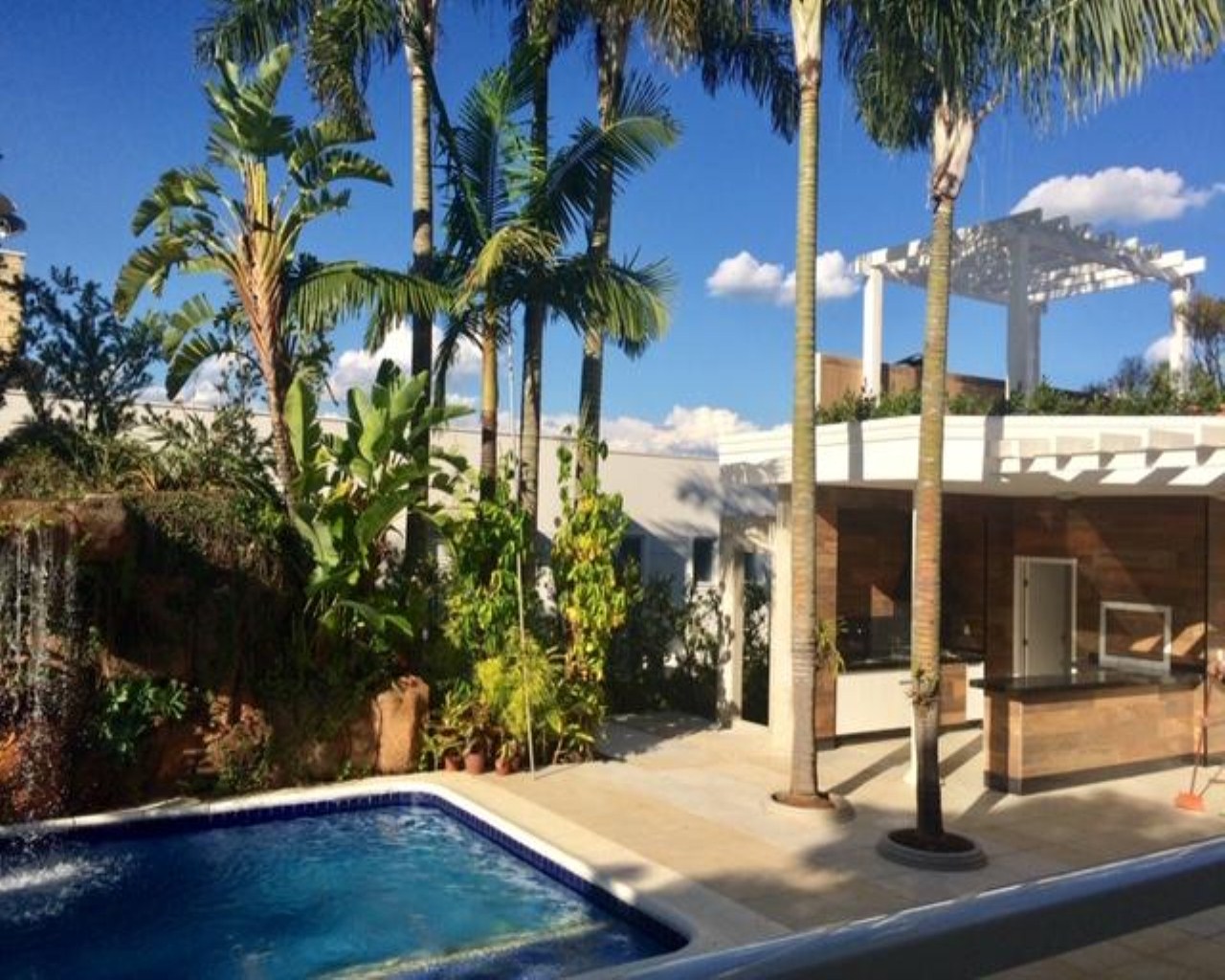 CASA RESIDENCIAL em Itu - SP, Jardim Plaza Atheneé