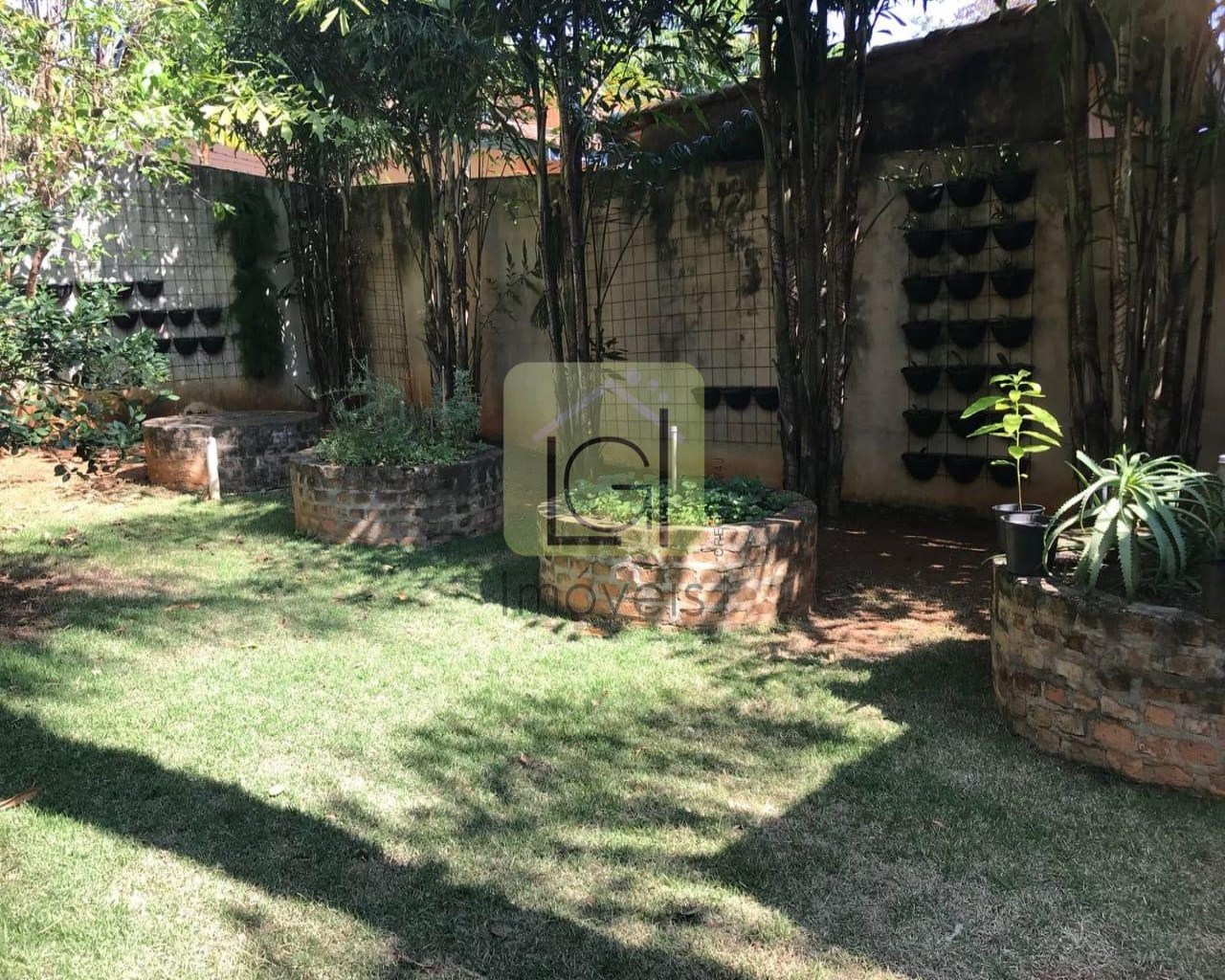 CASA RESIDENCIAL em Itu - SP, Mangueiras de Itu