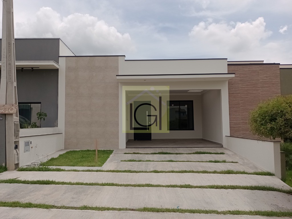 CASA RESIDENCIAL em SALTO - SP, VILLAGE MOUTONNÉE
