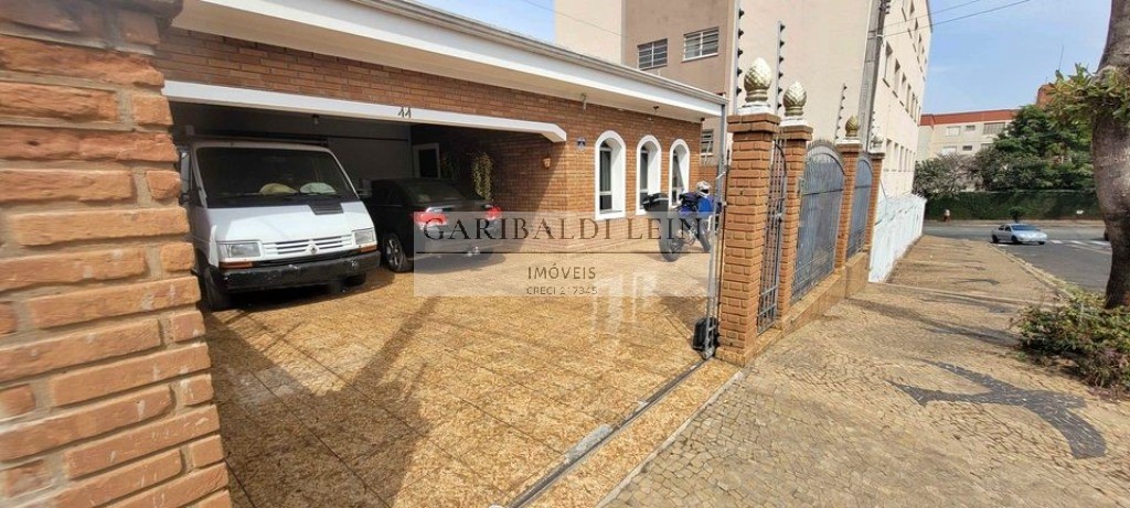 Casa, 3 quartos, 211 m² - Foto 2