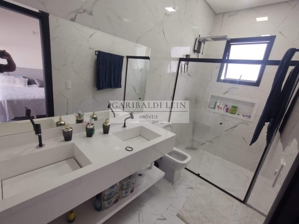 Casa, 3 quartos, 244 m² - Foto 11