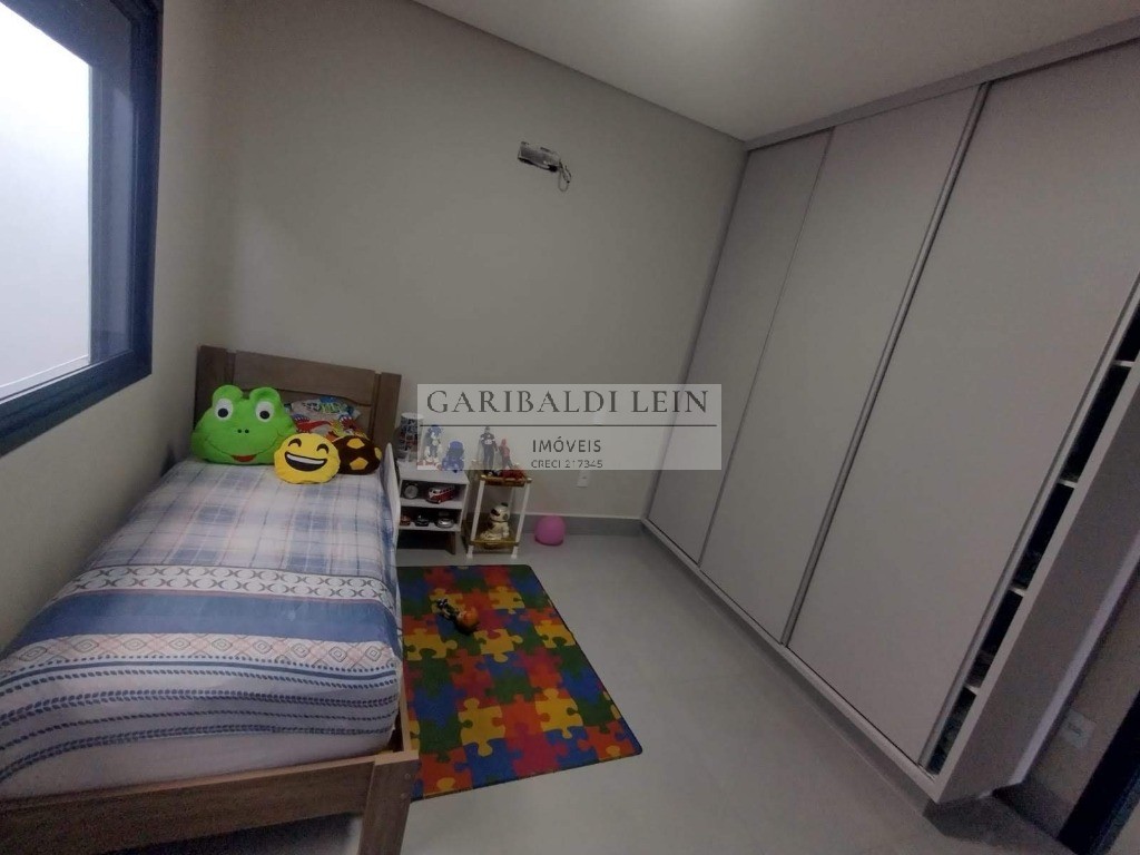 Casa, 3 quartos, 244 m² - Foto 12