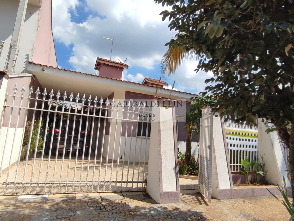 Casa, 3 quartos, 164 m² - Foto 1