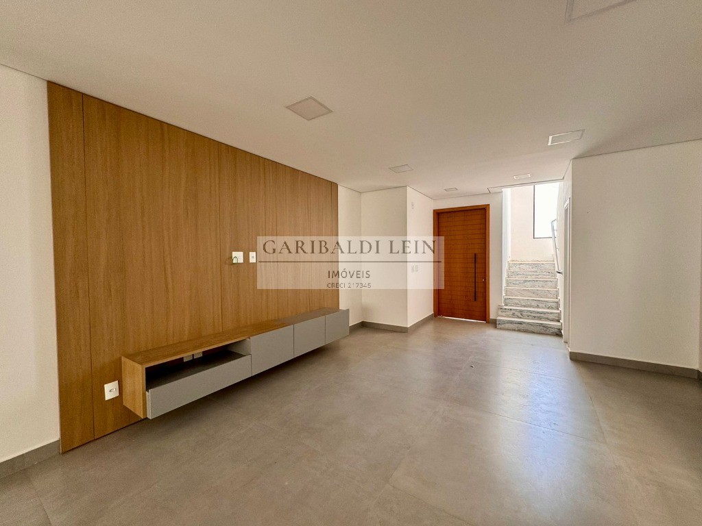 Casa, 3 quartos, 209 m² - Foto 3