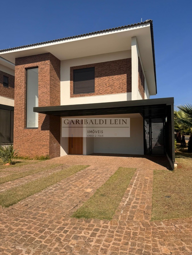 Casa, 3 quartos, 209 m² - Foto 1