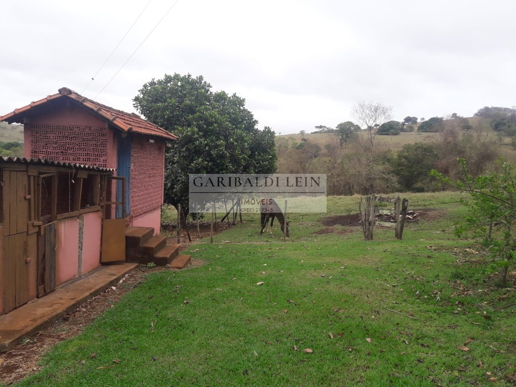 SITIO RURAL em São Tomás de Aquino - MG, AGUA RASA