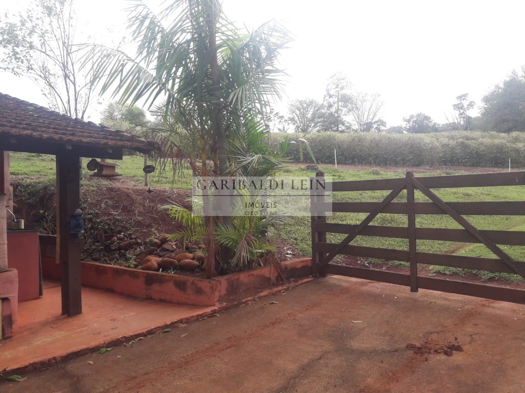SITIO RURAL em São Tomás de Aquino - MG, AGUA RASA