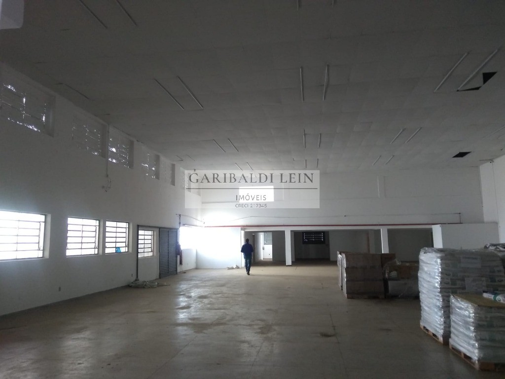 Depósito-Galpão, 1050 m² - Foto 2
