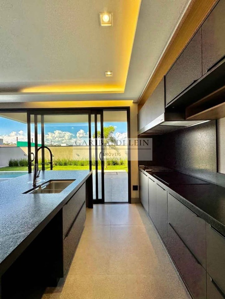 Casa, 3 quartos, 264 m² - Foto 6