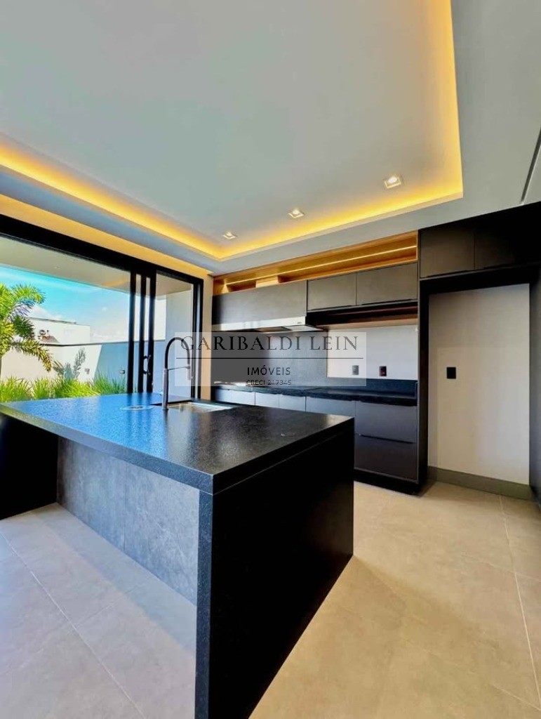 Casa, 3 quartos, 264 m² - Foto 8