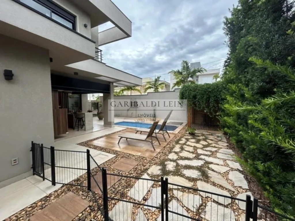 Casa, 3 quartos, 251 m² - Foto 21