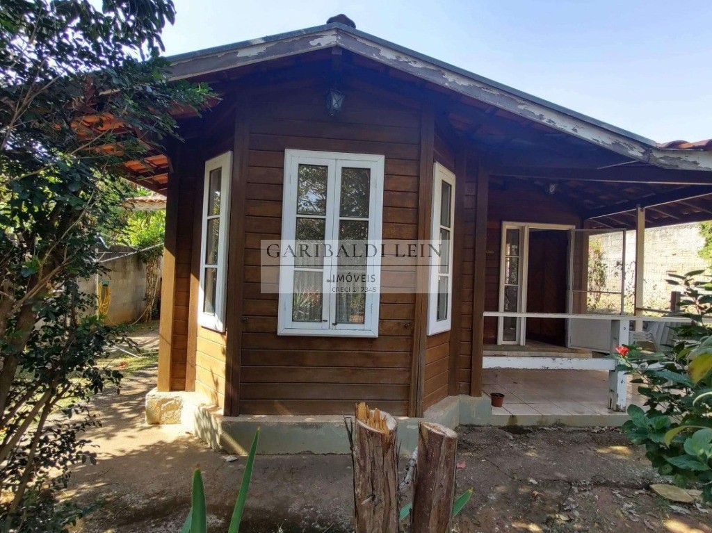 Casa, 4 quartos, 182 m² - Foto 1