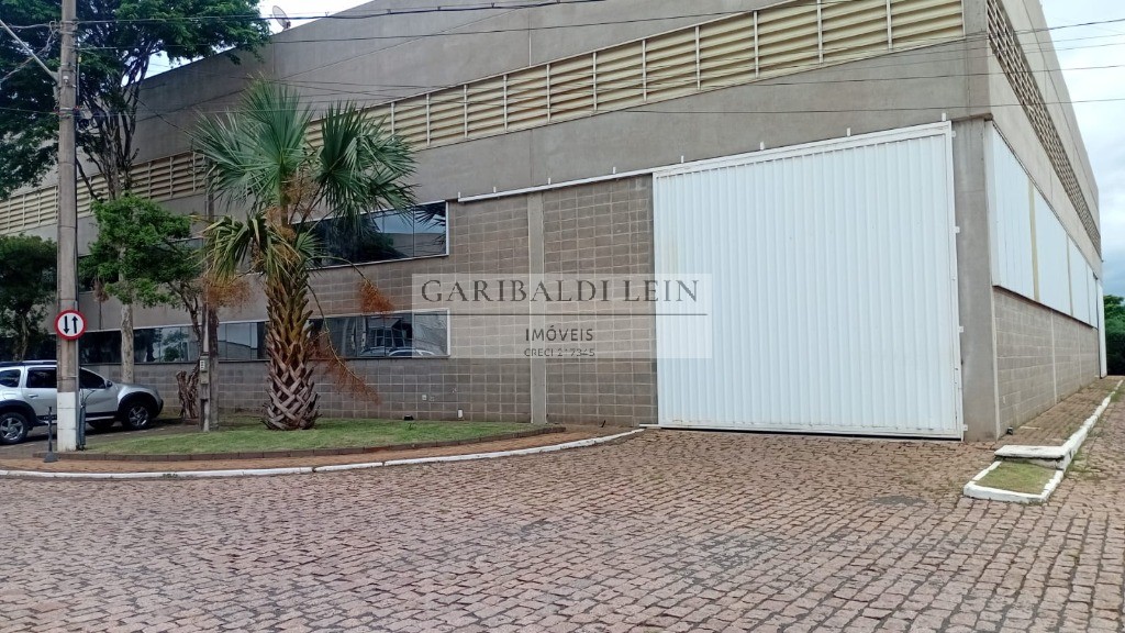 Depósito-Galpão, 3050 m² - Foto 1