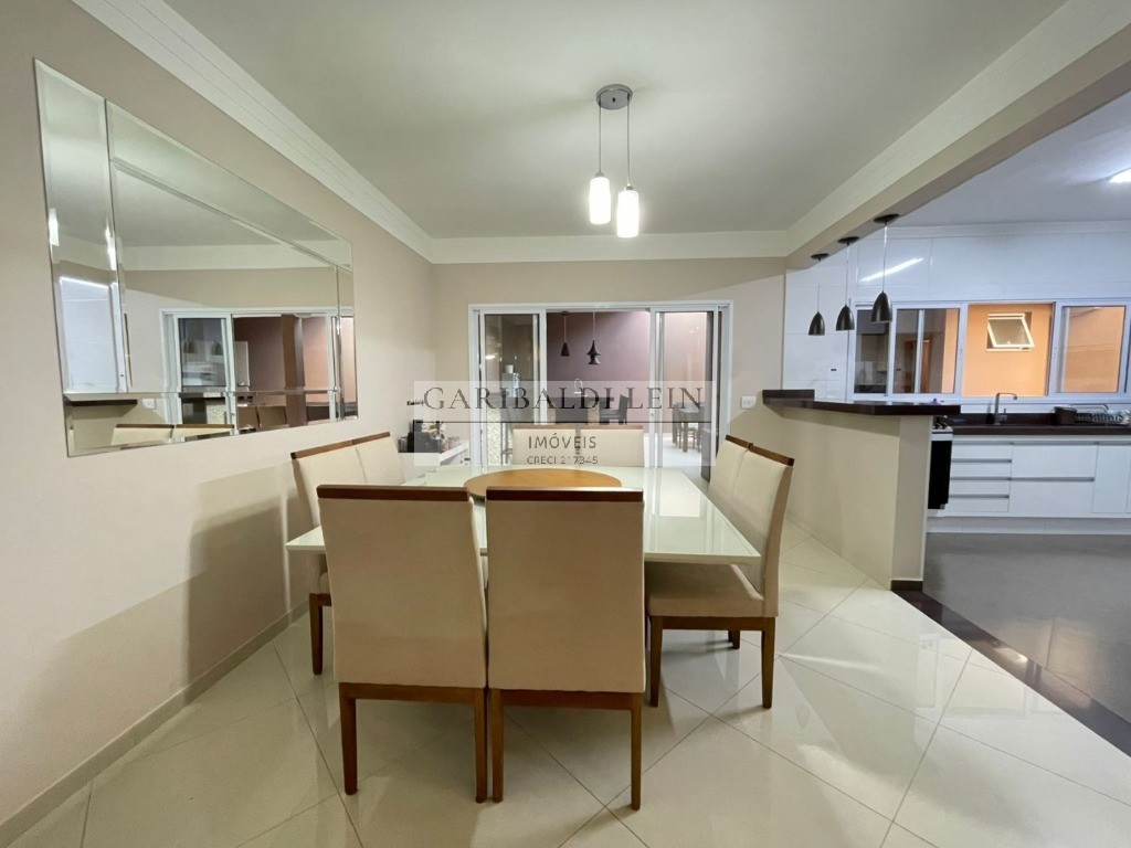 Casa, 3 quartos, 250 m² - Foto 6