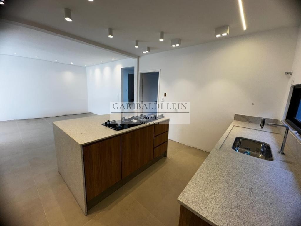 Casa, 3 quartos, 240 m² - Foto 14