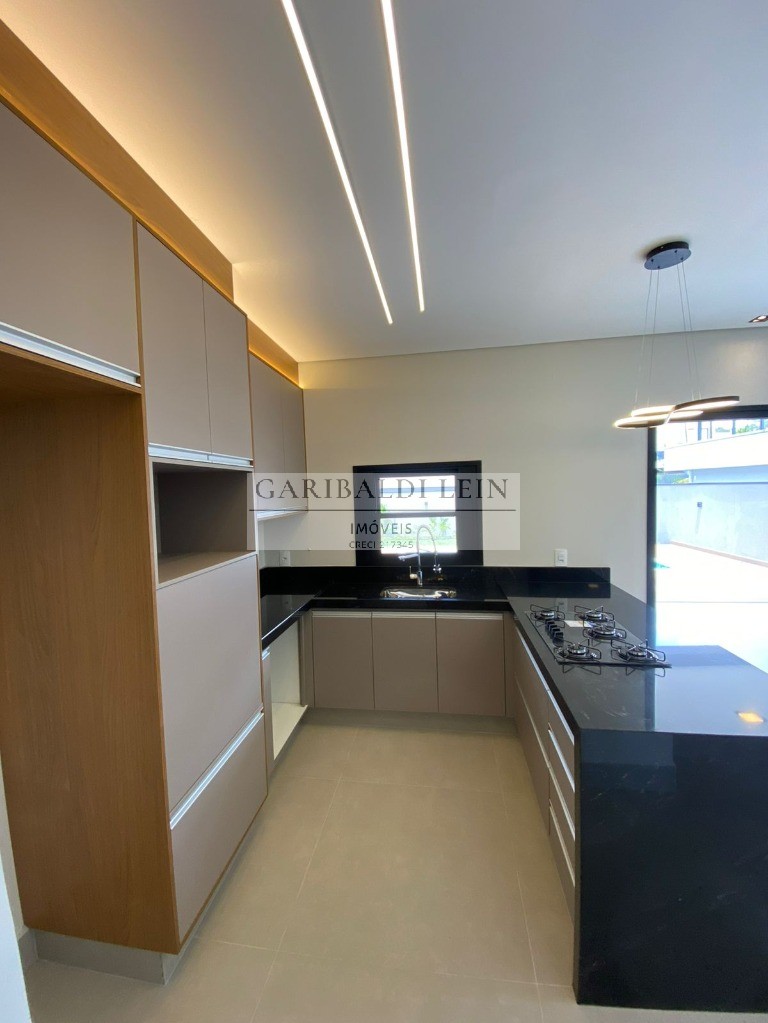 Casa, 3 quartos, 226 m² - Foto 25