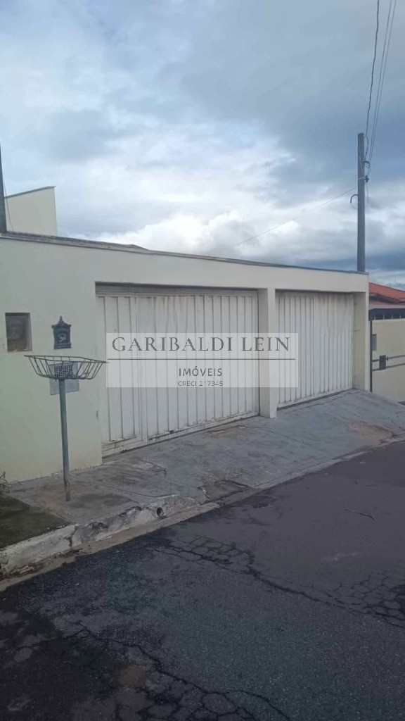 Casa, 3 quartos, 151 m² - Foto 1