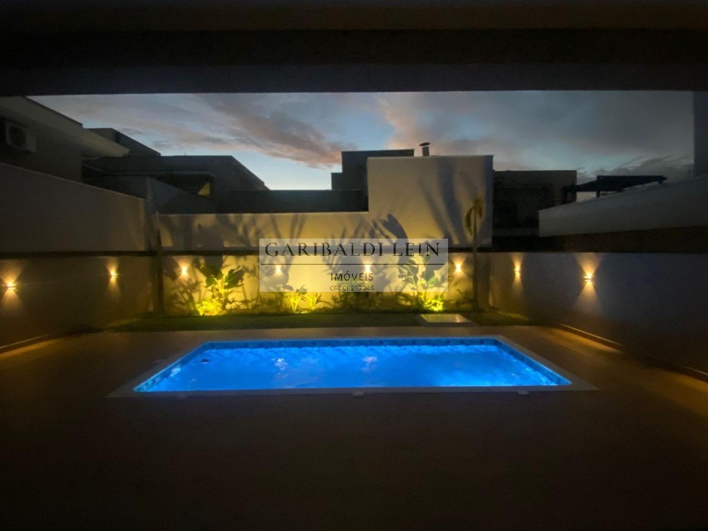 Casa, 3 quartos, 226 m² - Foto 3