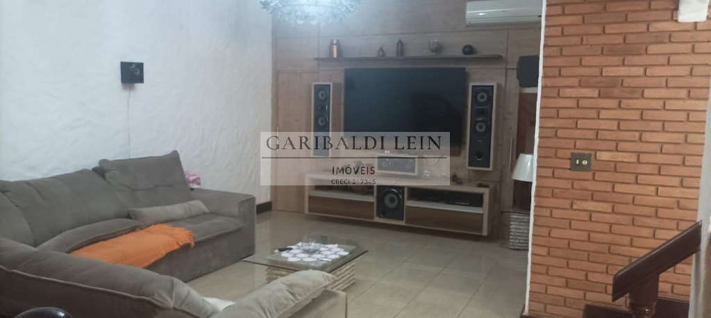 Casa, 4 quartos, 250 m² - Foto 2