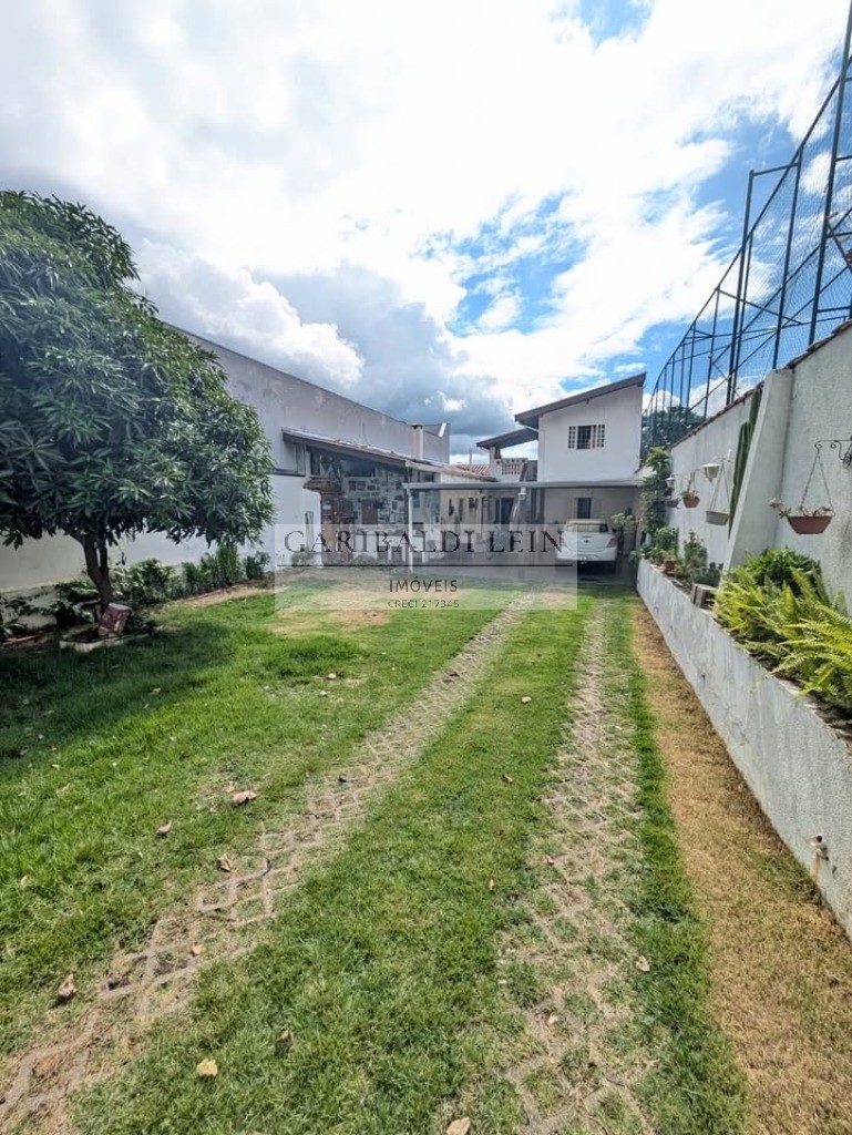 Casa, 4 quartos, 130 m² - Foto 1
