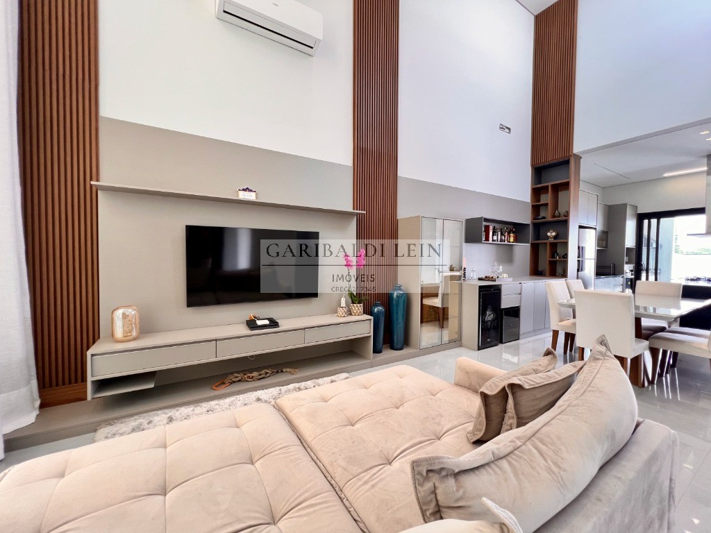 Casa, 3 quartos, 175 m² - Foto 1