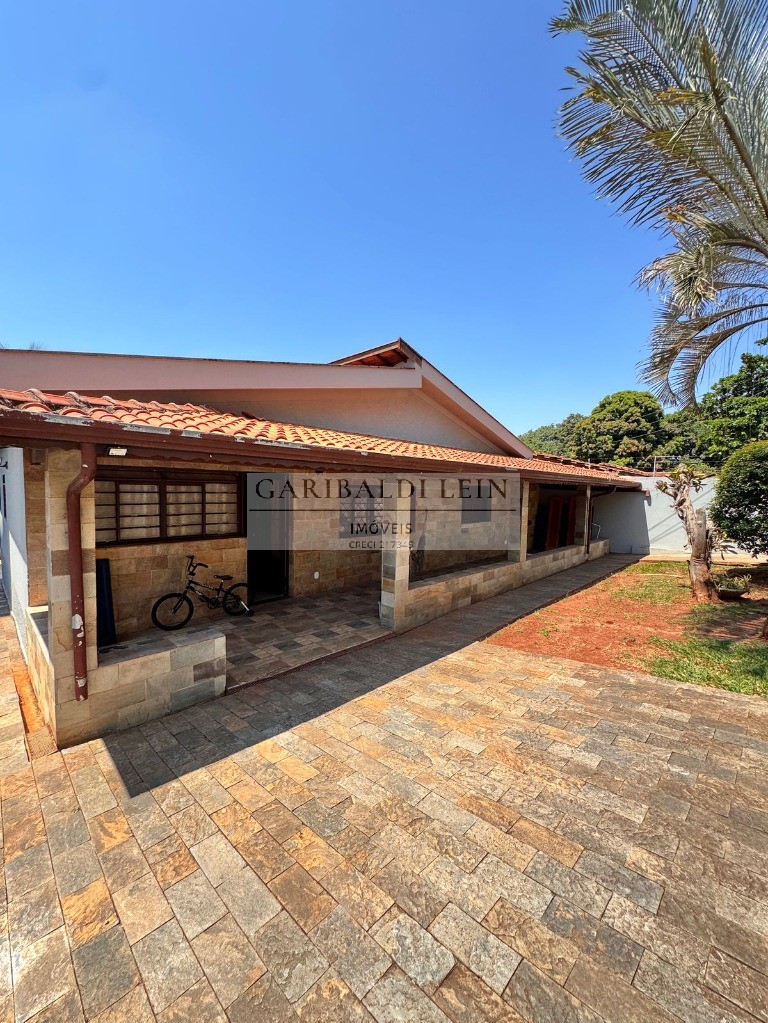 Casa, 3 quartos, 300 m² - Foto 1