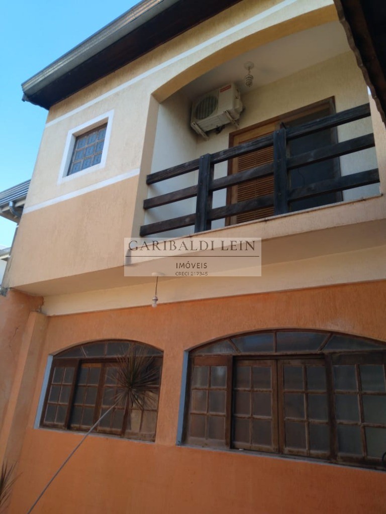 Casa, 5 quartos, 300 m² - Foto 1