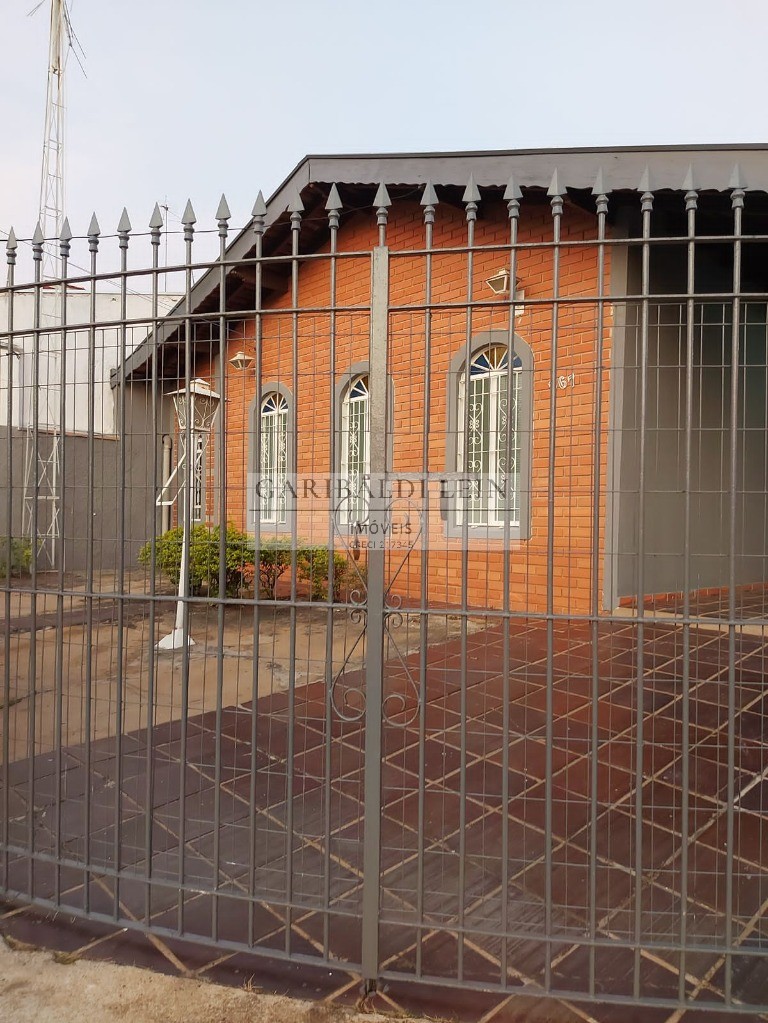 Casa, 3 quartos, 142 m² - Foto 1