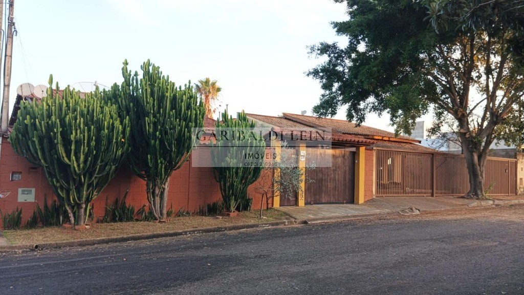 Casa, 3 quartos, 180 m² - Foto 2