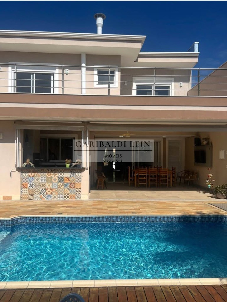 Casa, 4 quartos, 275 m² - Foto 1