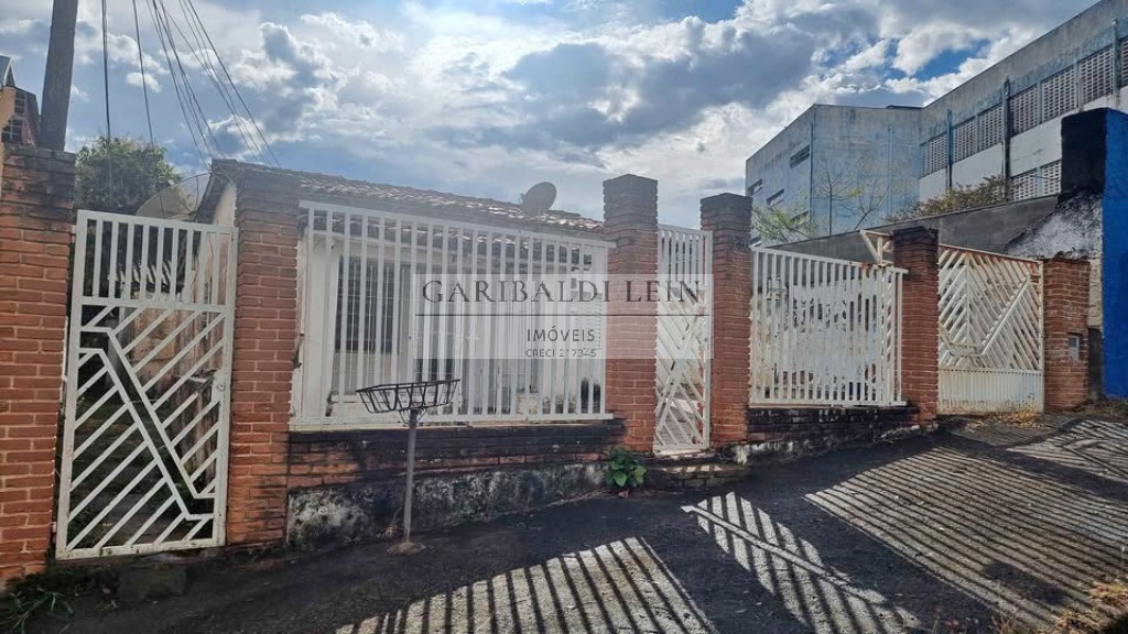 Casa, 4 quartos, 233 m² - Foto 1