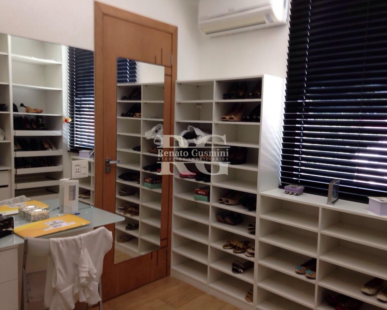 Casa, 6 quartos, 260 m² - Foto 17
